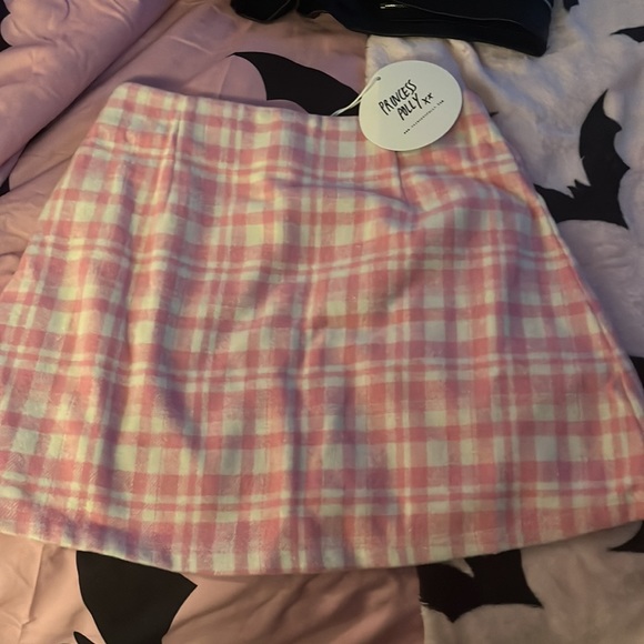 Garcia Mini Skirt in Pink (BNWT) - Picture 3 of 4